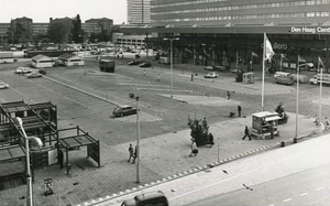 Koningin Julianaplein, overzicht van het Stationsplein van Den Ha