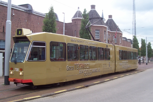 738 RET ZOEKT TECHNICI (de gouden tram)