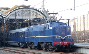 1202 tijdens de NVBS excursie met de Plan K in station Den Haag H