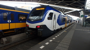 2511 + 4202 + E 186 217 - 14.06.2020 — bij Station Tilburg.