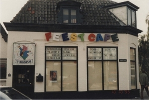 10 oktober 1995. Feest café 'T Biggetje' aan de Damlaan