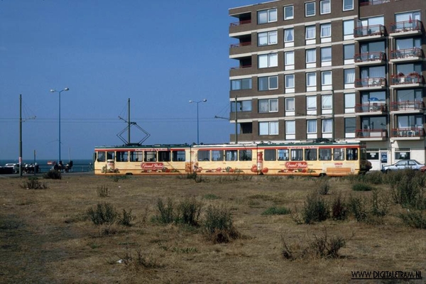 3024 als Grand Italia-sauzen tram op tramlijn 11.16-08-1995-2
