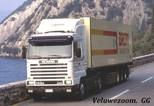 SCANIA-143M