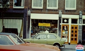 1986 - Van der Vennestraat. Treintjeswinkel