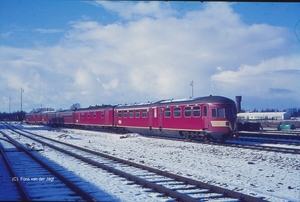 Op 9 februari 1969 rijdt de DE5 181 het station Hoorn binnen.