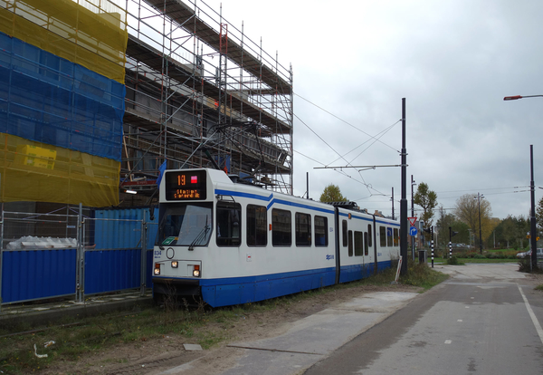 Amsterdamse tramlijn 19 (voorheen 9) in Diemen 834 op 27 oktober 