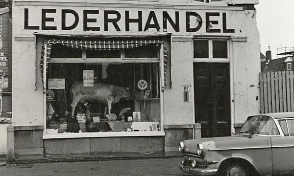 Prinsegracht 87, lederhandel De Hoogh.1972.