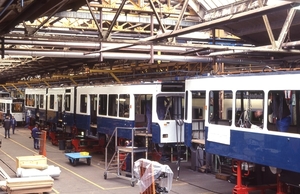 BN Brugge, 15 april 1992. De eerste 3100'en zijn in aanbouw. Op d