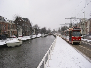Delft, Westvest 1 maart 2006. De 3019 op lijn 1 richting Delft Ta