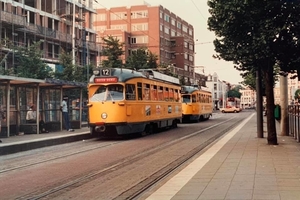 1122 en 1105 Stationsplein, 30-7-1983