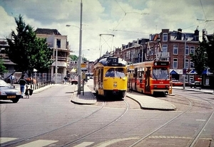 De 1115 en de 3010 op het Paul Krugerplein in 1987.