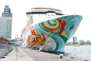 Cruise Terminal Rotterdam.-2
