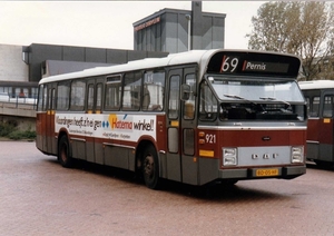 RET DAF-Hainje bus 935, lijn 69, Zuidplein, 23-10-1986. De reclam