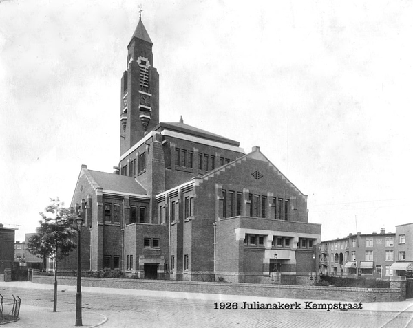 Julianakerk anno 1926 Kempstraat-Schalk Burgerstraat