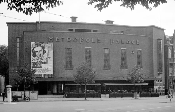Metropole een van de 95 bioscopen in DenHaag.