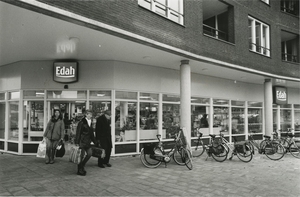 1998. Supermarkt EDAH aan de Damstraat (nu zit hier de Hoogvliet 