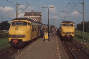 Station Obdam met Plan V's 441 en 465 - 27-06-1991