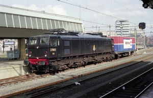 De 1501 alias BR 27003 in Rotterdam op 13-3-1999.