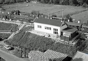 12 juni 1963. Het stationsgebouw van Leidschendam-Voorburg