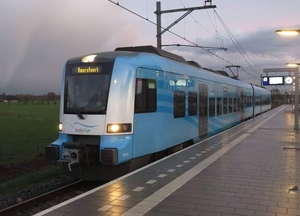 Connexxion Protos 5033 is gearriveerd op station Barneveld Zuid a