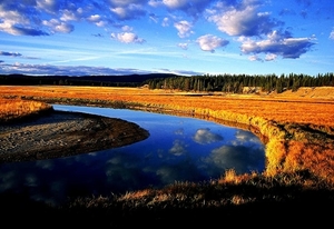 rivier-natuur-reflectie-meer-achtergrond (1)