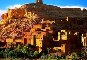 ait-ben-haddou-caidat-de-amerzgane-marokko-afrika-achtergrond