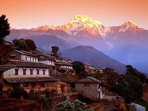 beschermd-gebied-annapurna-landschappen-chhusang-nepal-achtergron