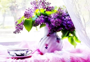 stilleven-lila-lavendel-paarse-achtergrond