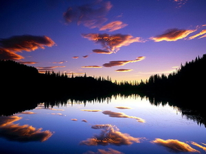 reflectie-natuur-zonsondergang-meer-achtergrond