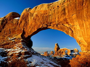 vs-arches-national-park-natuurlijke-boog-achtergrond