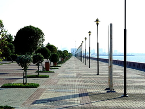 pad-openbare-ruimte-straatlantaarn-verlichting-achtergrond