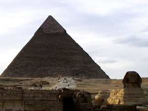 piramide-van-chefren-monument-oudheid-achtergrond