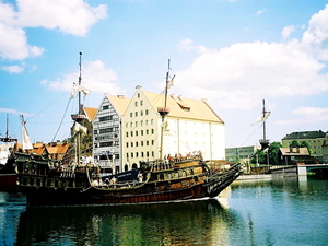 huis-boot-meer-haven-achtergrond
