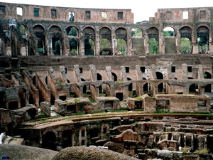 colosseum-oudheid-rome-italie-achtergrond (1)