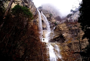 waterval-krim-natuur-bergen-achtergrond
