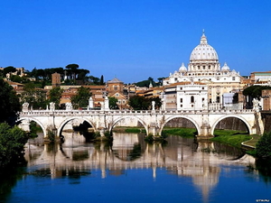 sint-pietersplein-pietersbasiliek-brug-vaticaanstad-achtergrond