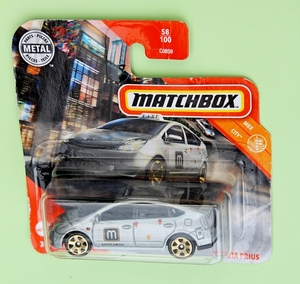 IMG_7449_Matchbox_Toyota-Prius-Taxi_Silver_Rideshare_black-plas-T