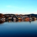 noorwegen-blauwe-bergen-zee-achtergrond
