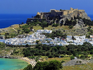 acropolis-van-lindos-griekenland-kust-achtergrond