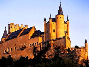 alcazar-van-segovia-middeleeuwse-architectuur-kasteel-achtergrond