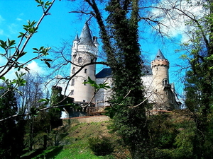 kasteel-middeleeuwse-architectuur-vuurtoren-achtergrond