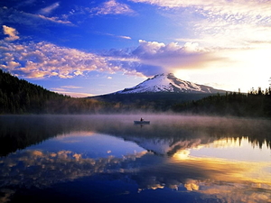 natuur-reflectie-meer-bergen-achtergrond