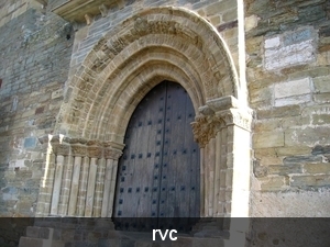 Villafranca del Bierzo, met beroemde portaal van de Jacobskerk