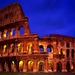 colosseum-italie-rome-oude-romeinse-architectuur-achtergrond (1)