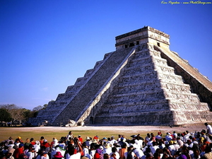 chichen-itza-mexico-x-calakoop-monument-achtergrond