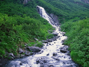 alaska-natuur-stroom-waterval-achtergrond