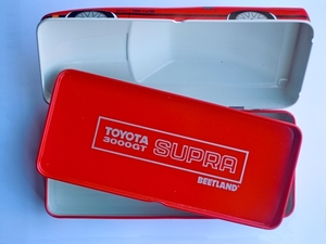 DSCN5355_Beetland_Toyota-Supra_Pen-case_red__153euro=jp-silvergre