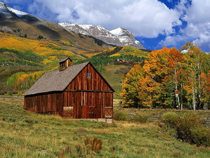 herfst-landschap-natuur-bergen-hoogland-achtergrond