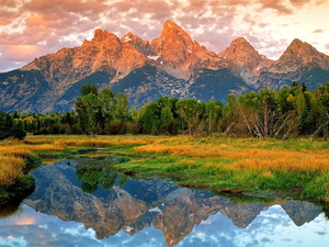 bergen-natuur-reflectie-meer-achtergrond (2)