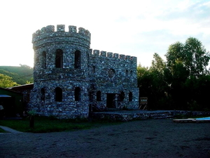 kasteel-wolken-architectuur-historische-plaats-achtergrond